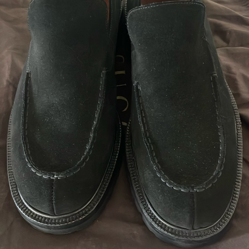 Men’s Gucci Suede 11D